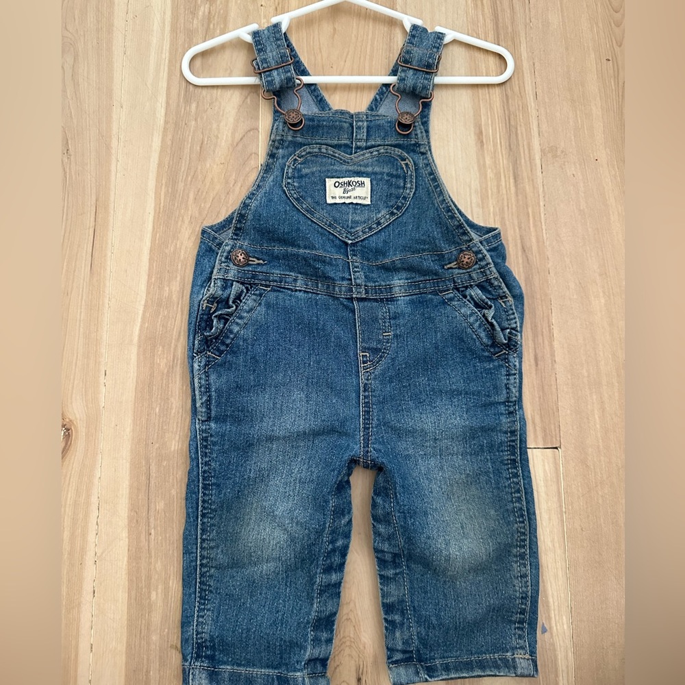 Oshkosh baby girls (6 months) overalls
